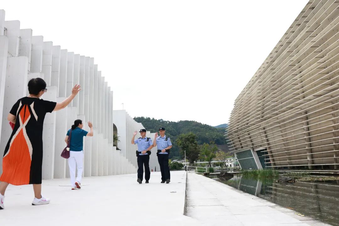 宣纸火出圈的背后，有一支守护非遗的公安力量！